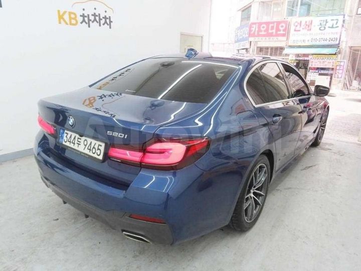 BMW 5 Series 2021 — 3