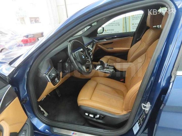 BMW 5 Series 2021 — 5