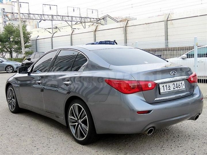 Infiniti Q 2015 — 3