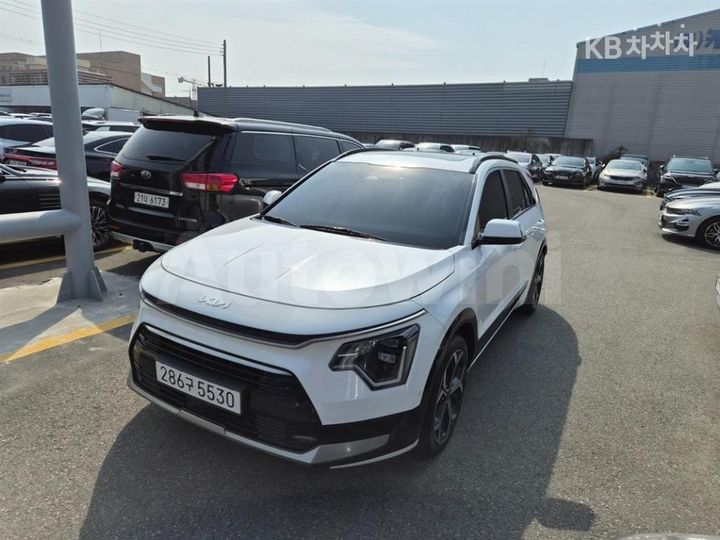 Kia Niro 2023 — 3