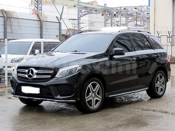 Mercedes Benz GLE Class 2016 — 2