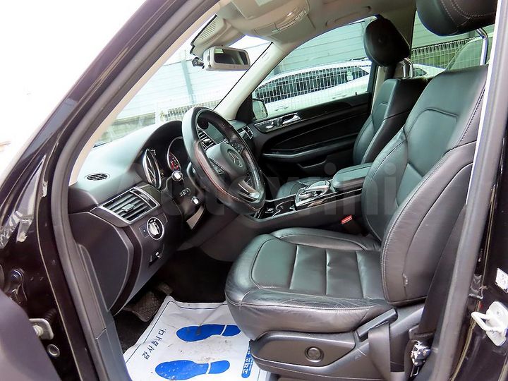 Mercedes Benz GLE Class 2016 — 5