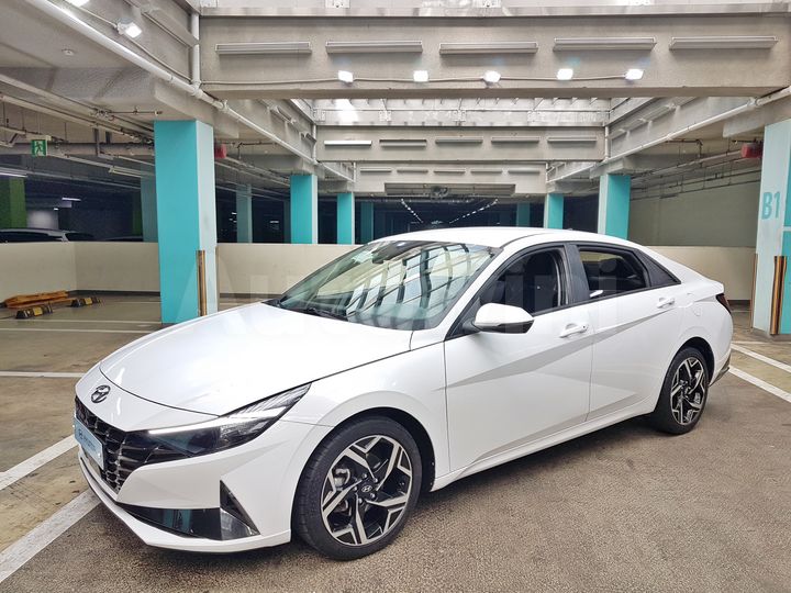 Hyundai Avante 2021 — 2