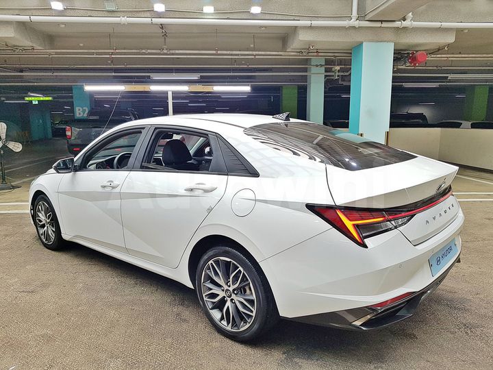 Hyundai Avante 2021 — 5