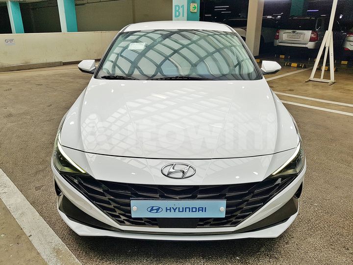 Hyundai Avante 2021 — 3