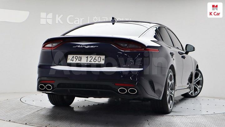 Kia Stinger 2020 — 2