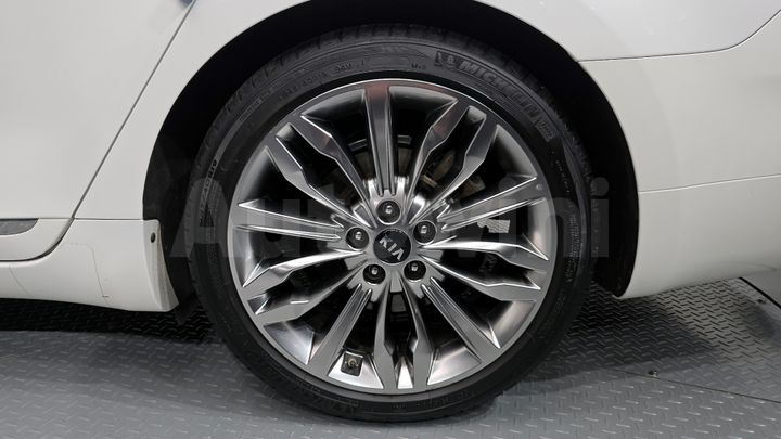 Kia K7 2020 — 5