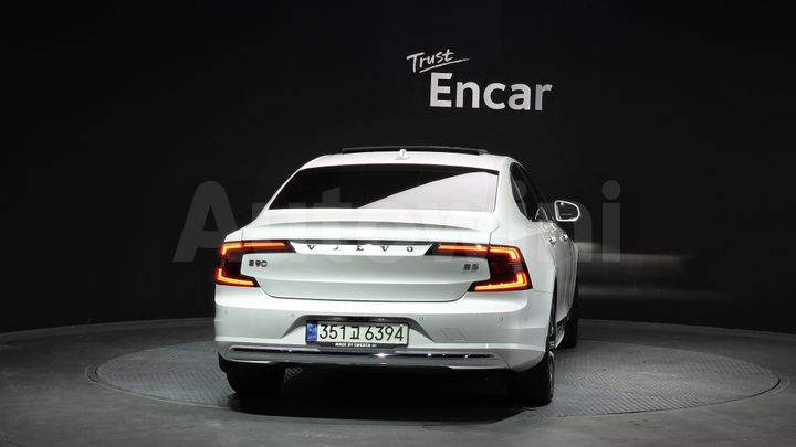 Volvo S90 2021 — 4