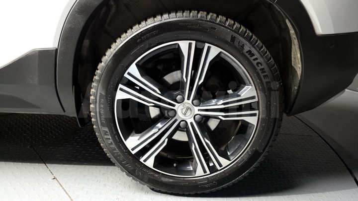 Volvo XC40 2022 — 5