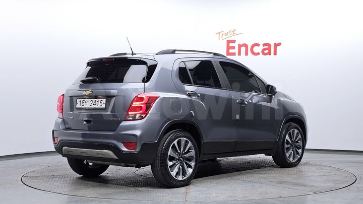 Chevrolet Trax 2019 — 2