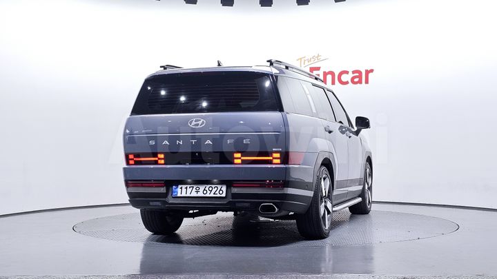 Hyundai SantaFe 2025 — 4