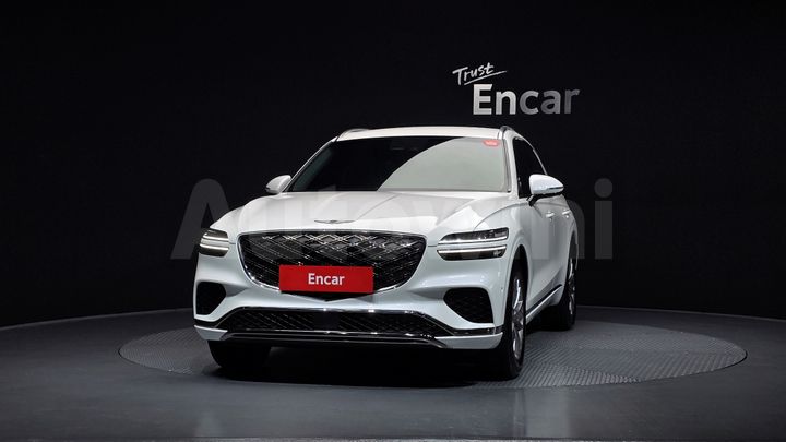 Genesis GV70 2025 — 3