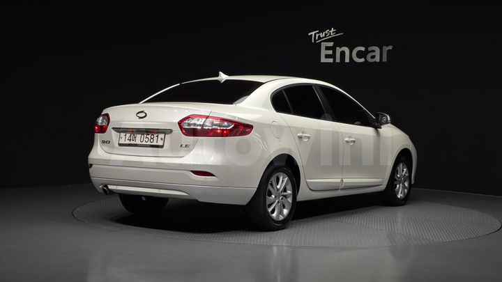 Renault SM3 2016 — 2