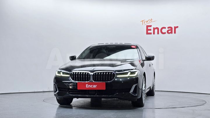 BMW 5 Series 2021 — 3