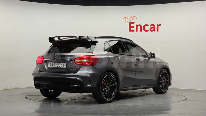 Mercedes Benz GLA Class 2015 — 2