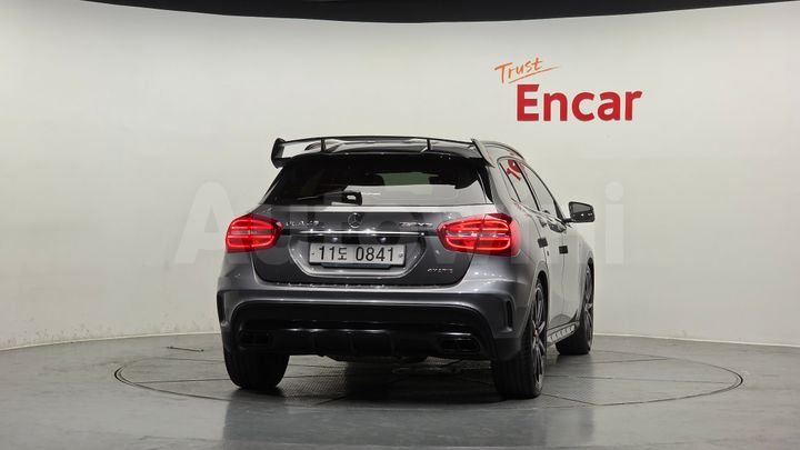 Mercedes Benz GLA Class 2015 — 4