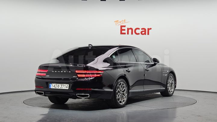 Genesis G80 2023 — 2