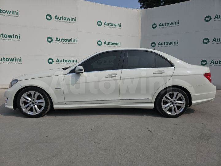 Mercedes-Benz C Class 2012 — 2