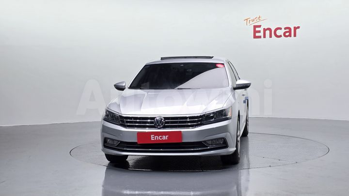 Volkswagen Passat 2018 — 3