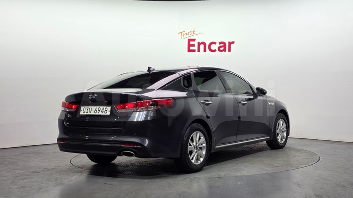 Kia K5 2016 — 2