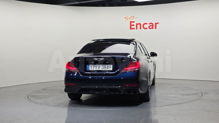 Genesis G70 2018 — 4