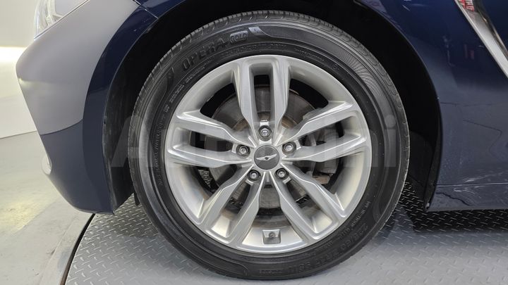 Genesis G70 2018 — 5