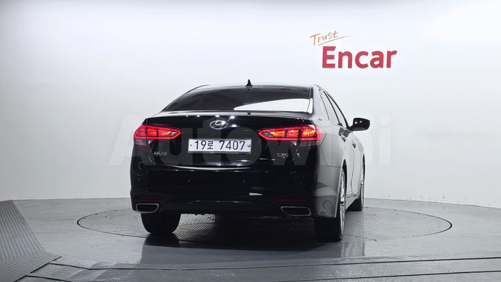 Hyundai Aslan 2015 — 4