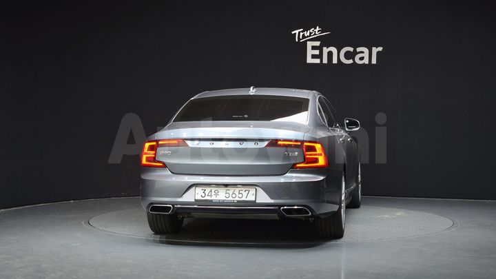Volvo S90 2019 — 4