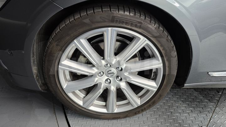Volvo S90 2019 — 5