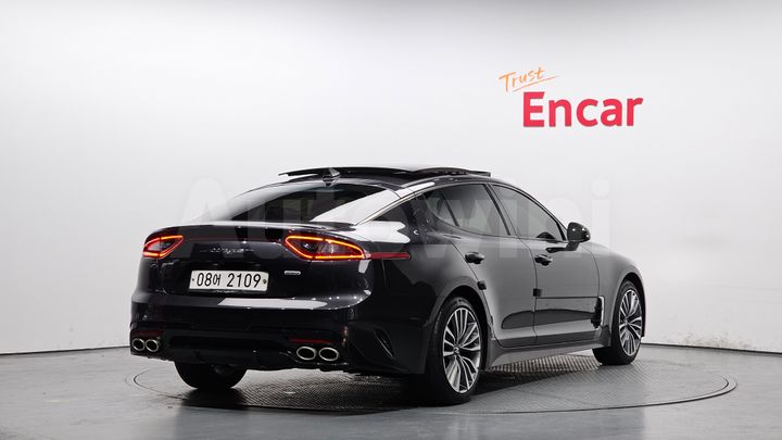 Kia Stinger 2018 — 2