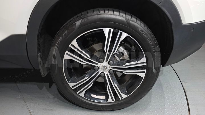 Volvo XC40 2021 — 4