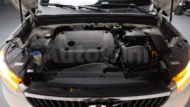 Volvo XC40 2021 — 5