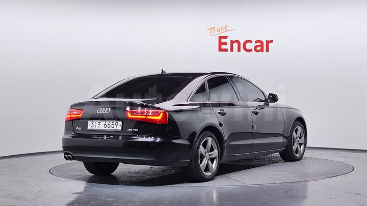 Audi A6 2015 — 2