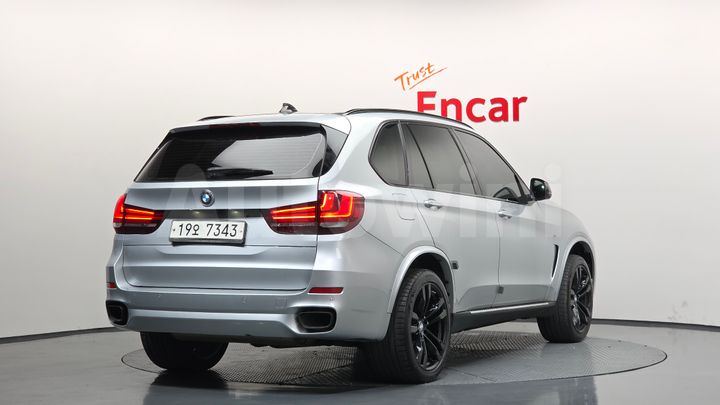 BMW X5 2016 — 2