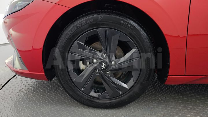 Hyundai Avante 2021 — 4