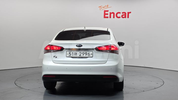 Kia K3 2017 — 4