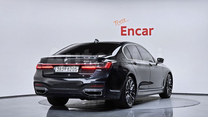BMW 7 Series 2020 — 2