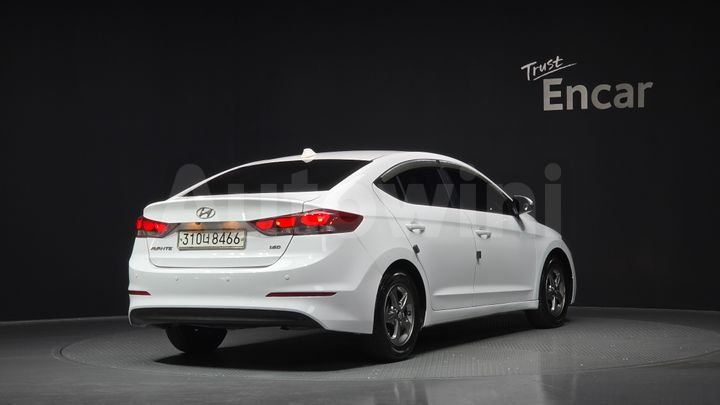 Hyundai Avante 2018 — 2