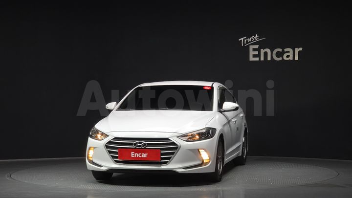 Hyundai Avante 2018 — 3