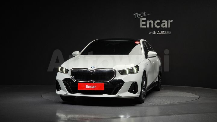 BMW 5 Series 2024 — 3