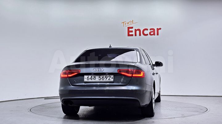 Audi A4 2013 — 4