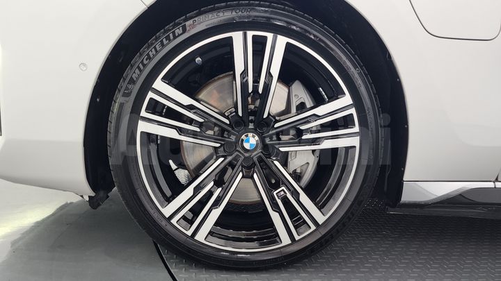 BMW 7 Series 2023 — 5