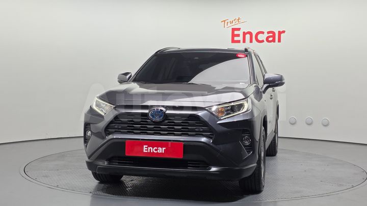 Toyota RAV4 2021 — 3