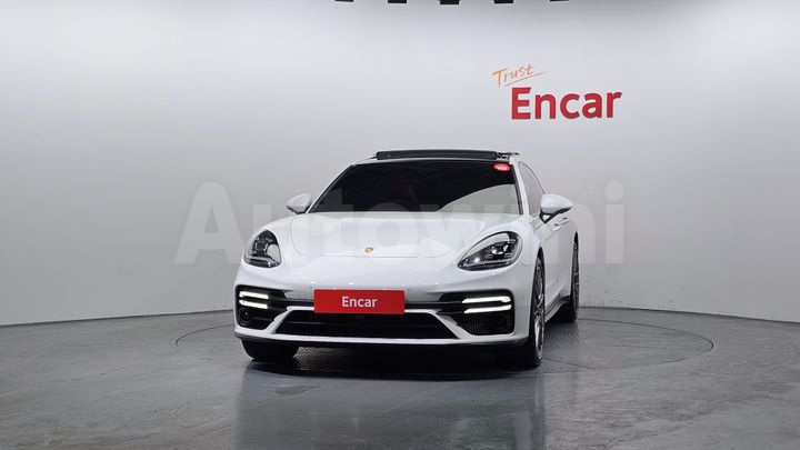 Porsche Panamera 2023 — 3