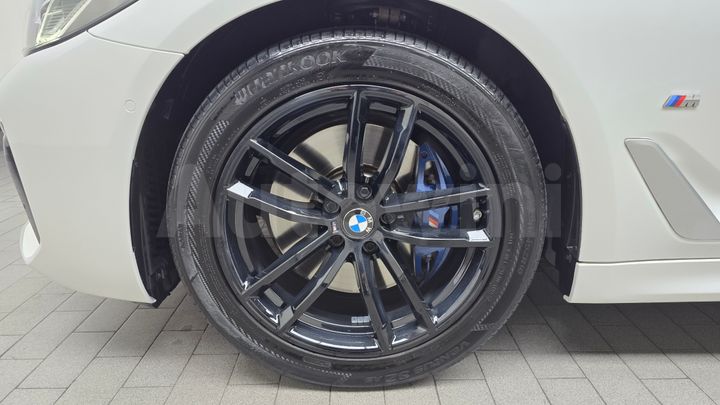 BMW 5 Series 2021 — 5