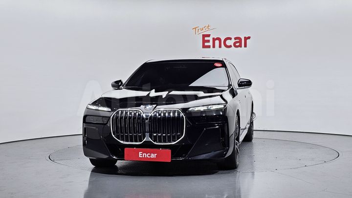 BMW 7 Series 2023 — 3