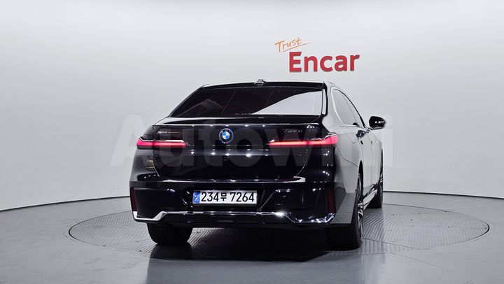 BMW 7 Series 2023 — 4