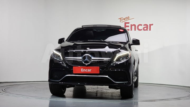 Mercedes Benz GLE Class 2019 — 3