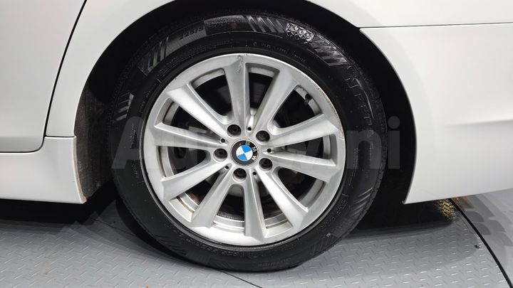 BMW 5 Series 2013 — 5