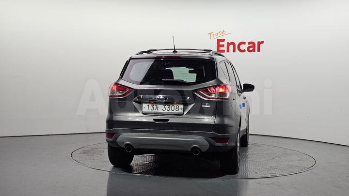 Ford Escape 2013 — 4